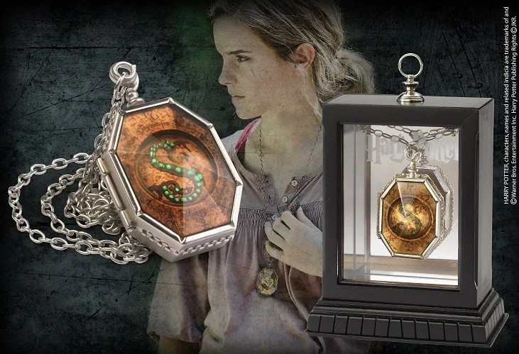 Pendentif Horcrux Salazar Slytherin Harry Potter collier Noble Collection