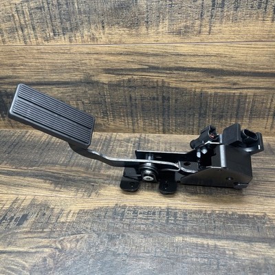 1999-2001 7.3L Powerstroke Diesel Accelerator Throttle Gas Pedal & Sensor APS102