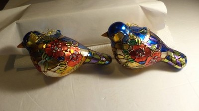 VTG LOT OF 2 BEAUTIFUL STAIN GLASS LOOK BIRDS ORNAMENTS MULTICOLORED