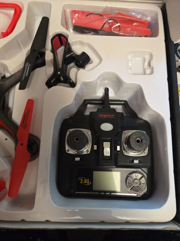 SYMA SkyThunder RC D550WH Drone With HD 720P Camera included - Image 4 of 4