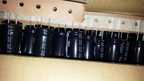 NICHICON RZ JAPAN 4700uF 25V 105C HQ CAPS FOR AUDIO ! 16pcs! - Picture 4 of 8