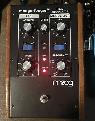Moog Moogerfooger MF-102 Ring Modulator Pre-owned w/ Manual Moog Moogerfooger MF-102 Ring Modulator Pre-owned w/ Manual