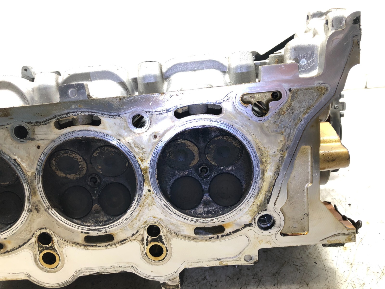2014-2019 MASERATI GHIBLI 3.0L V6 LEFT DRIVER SIDE CYLINDER HEAD OEM.