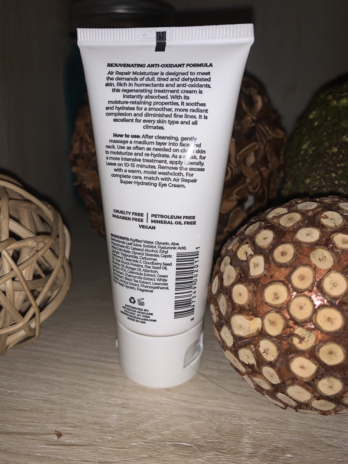 air repair complexion boosting moisturizer with hyaluronic acid