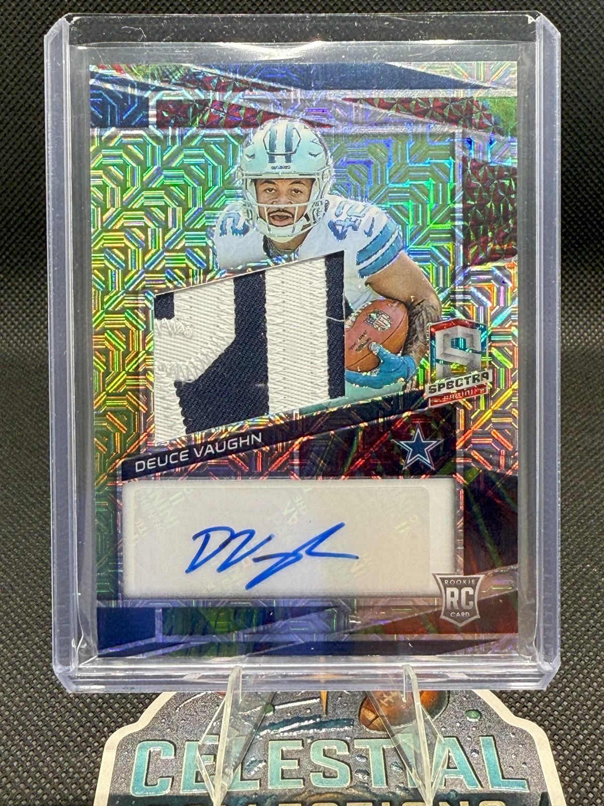 2023 Panini Spectra #208 Deuce Vaughn RPA Neon Black Light #/10