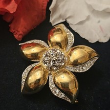 Broche Fleur Vintage Plaqué Or Sertie D'oxydes De Zirconium 40x40 Mm