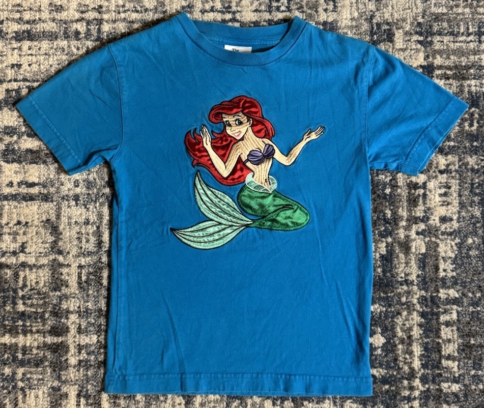 Vintage 90s Disney's The Little Mermaid Ariel Embroidered T Vintage 90s Disney's The Little Mermaid Ariel Embroidered T