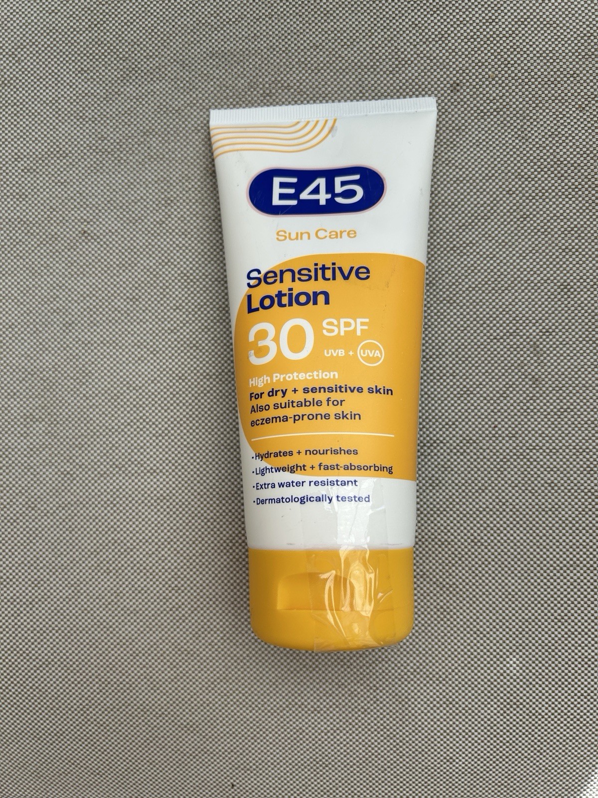 E45 Sun Care Sensitive Body Lotion SPF30 UVA UVB Protection 180ml FREEPOST