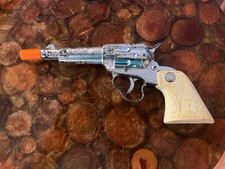 Vintage Kusan Inc. Toy Cap Gun 271 Indian Chief Nashville Tennessee Needs TLC