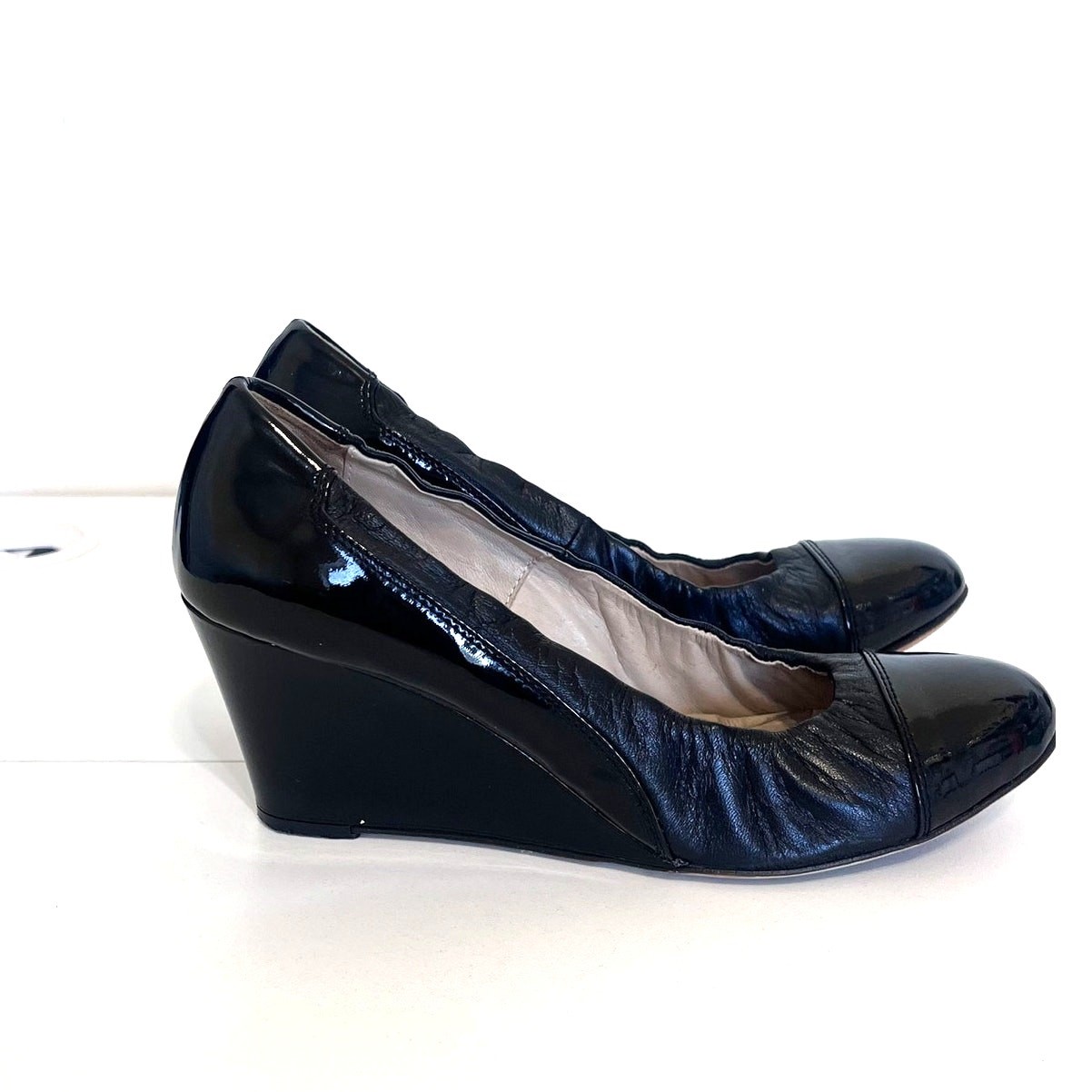 AGL Leather Cap Toe Wedge Womens Pump Shoes Size 39 US 9 Black Comfort Italy