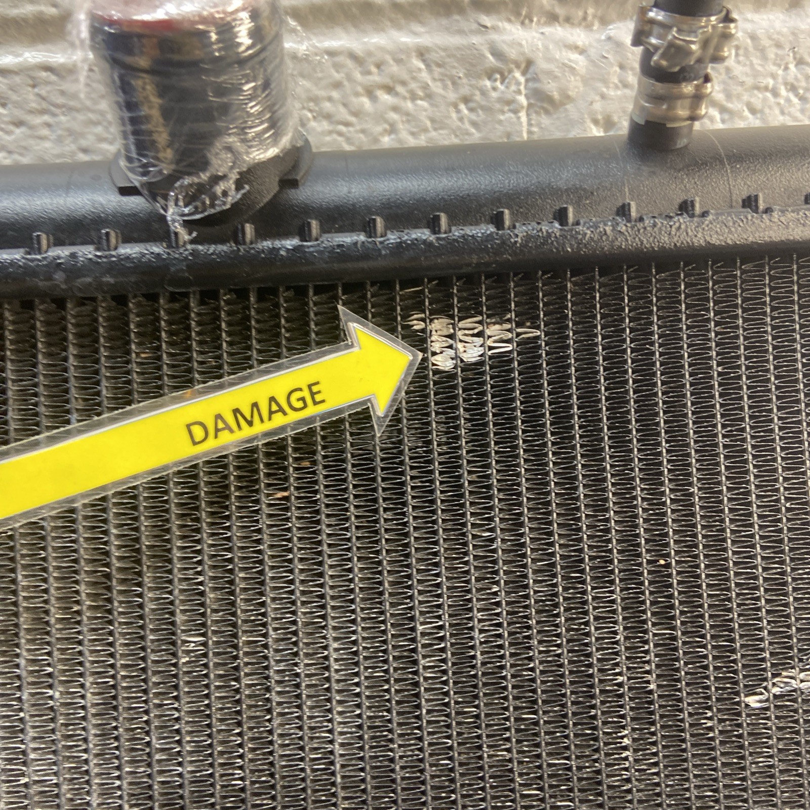 2018-2024 Ferrari Portofino F164 Radiator Cooling 10k Miles 336011 OEM *NOTE*