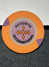 RESORTS INTERNATIONAL CASINO CHIP POKER CHIP ATLANTIC CITY GAMBLING ROULETTE