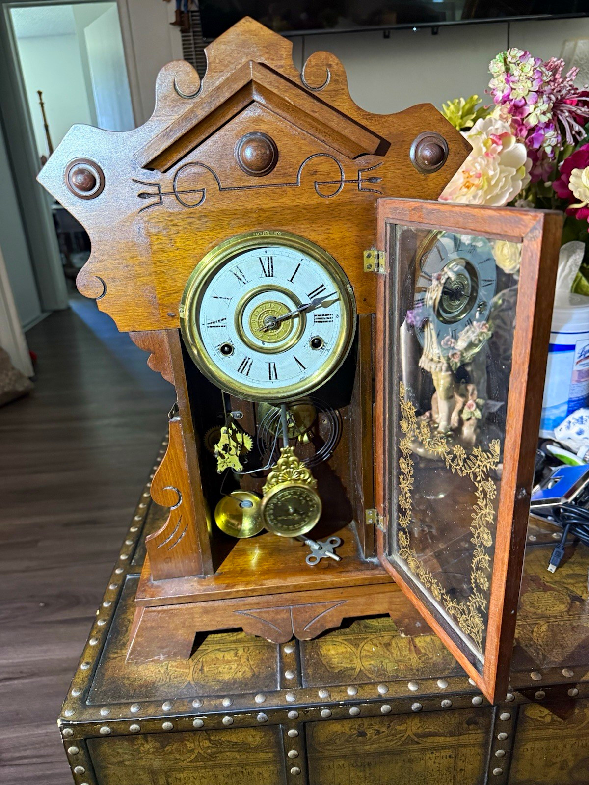 New Haven 1878 Victorian Antique Mantel Clock Mechanical Pendulum Chime working