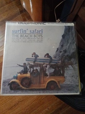 The Beach Boys Surfin' Safari Vinyl LP 1962 Capitol Record T-1808