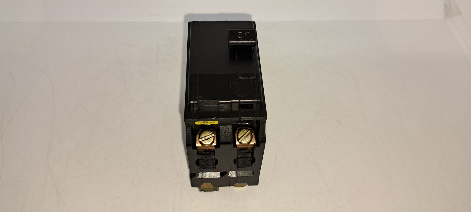 Insumo » Interruptor termomagnético 2X30 amperes Square D QO230 Insumo » Interruptor termomagnético 2X30 amperes Square D QO230