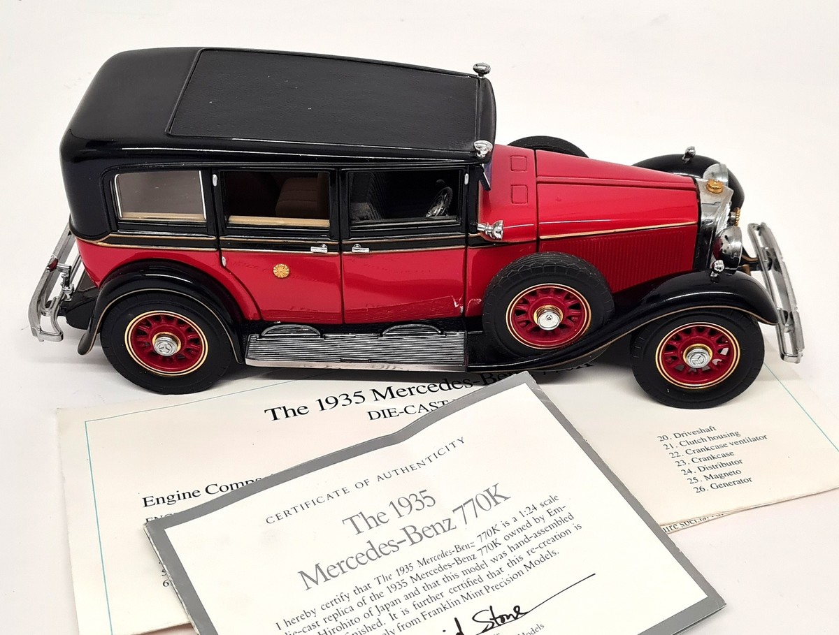 1935 MERCEDES-BENZ 770K 1/24 スケール 赤と黒 【公式通販】