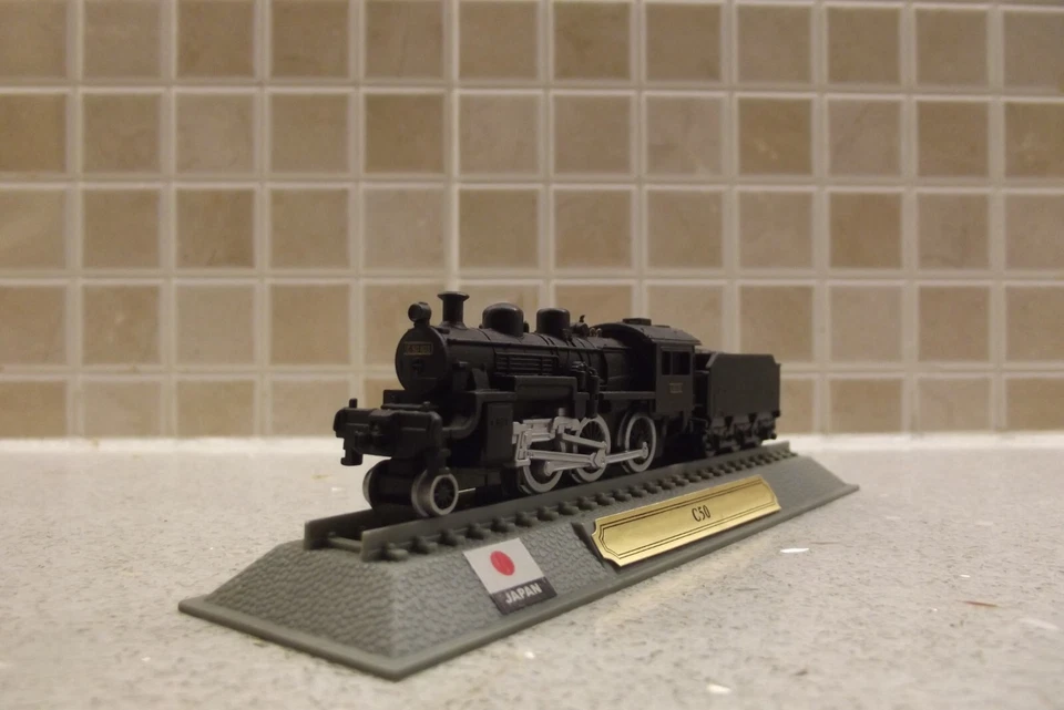 DELPRADO JAPINESE RAILWAYS C50 STEAM LOCOMOTIVE BLACK 1/160 SCALE.DISPLAY ONLY - Image 2 of 4