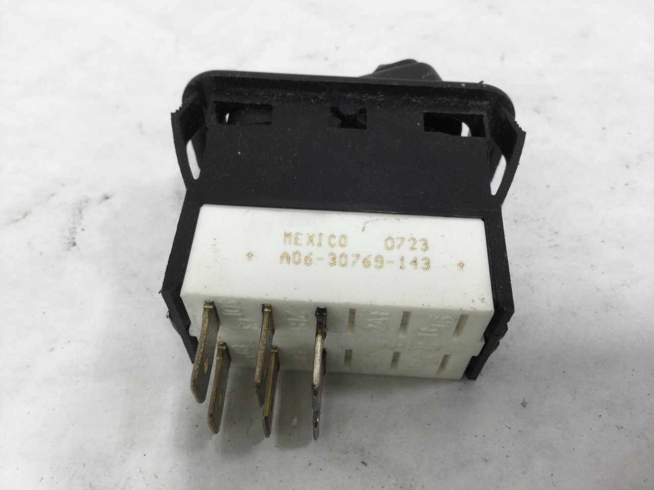 Switch Rocker - DPF Regen Freightliner for sale online | eBay