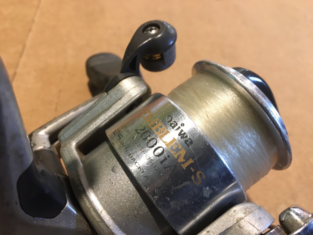 DAIWA EMBLEM -S 2000iA Spinning Reel Super Clean!! | eBay