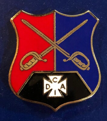 Vintage ROTC DUI CDAI Cavalry Conference Defense Assoc Institute Crest Badge Pin
