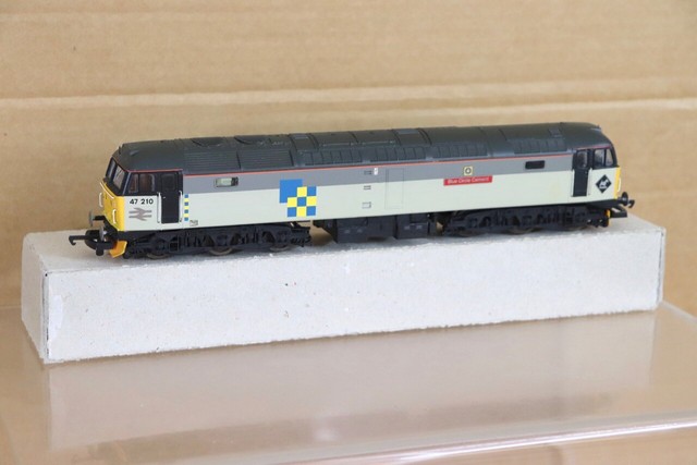 Lima OO Gauge 205136 BR Blue Class 117 
