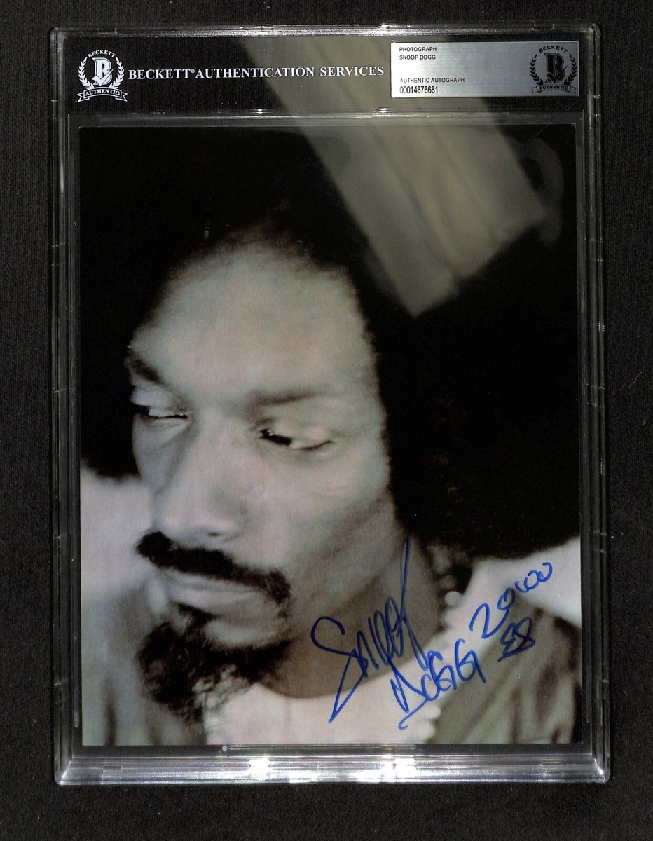 Snoop Dog Vintage Signature Autographed 8X10 Photograph BAS (Grad
