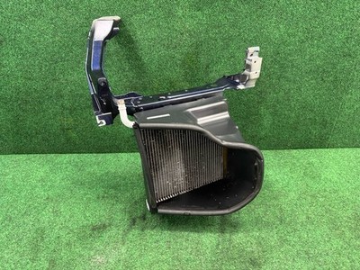 ボーランド 🛑 17-20 Jaguar X761 F-Pace Right Side Headlight Support Bracket w