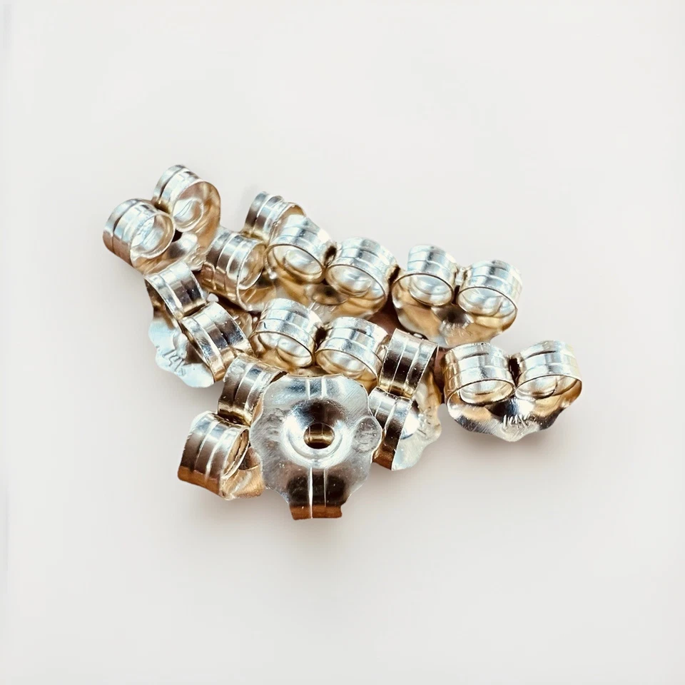 Pendiente de oro macizo de 14K postes de tapón trasero mariposa mediana 5,5 mm Foto 3 de 3