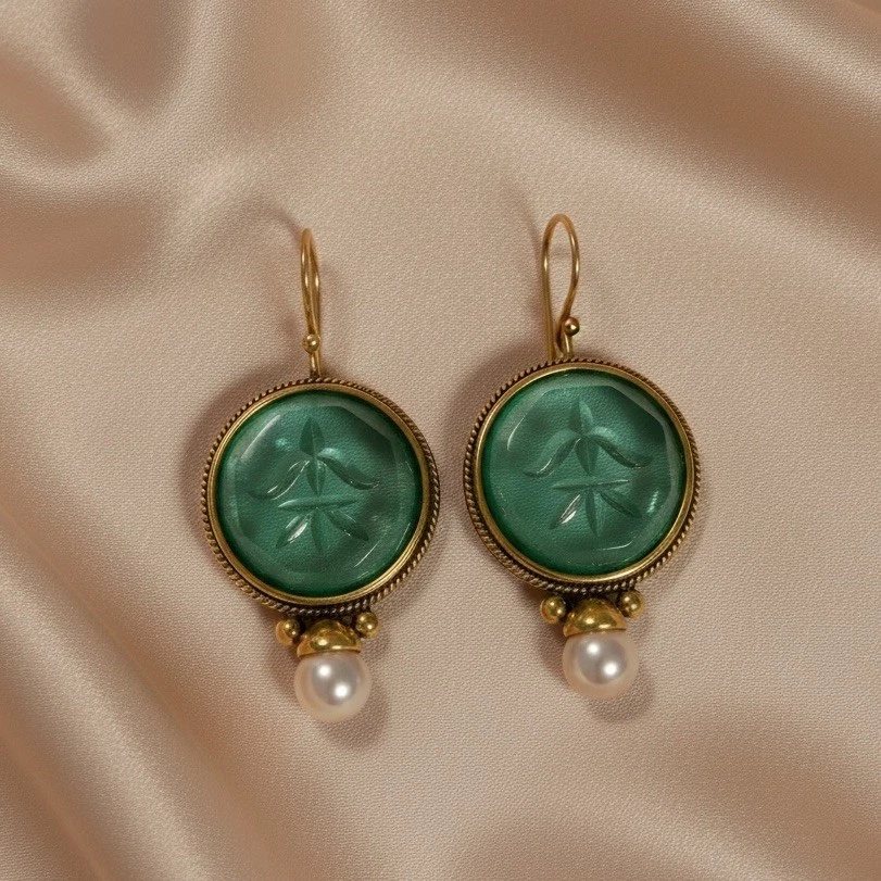 Pendientes Museo Eduardiano Intaglio Flor Perla Oro Camafeo Geométrico Verde Foto 2 de 4
