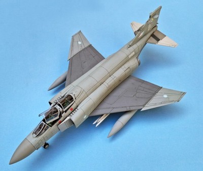 BUILT  1/48 Hasegawa McDonnell Douglas Phantom FGR.2 RAF fighter 