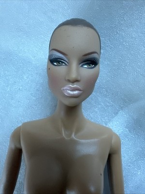 専用　ファッションロイヤリティ素体/NataIia Integrity Fashion Royalty 2006 QUEEN OF THE HIVE NATALIA FATALE 12