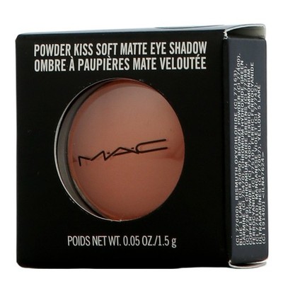 MAC Powder Kiss Soft Matte Eye Shadow Strike a Pose 1,5g