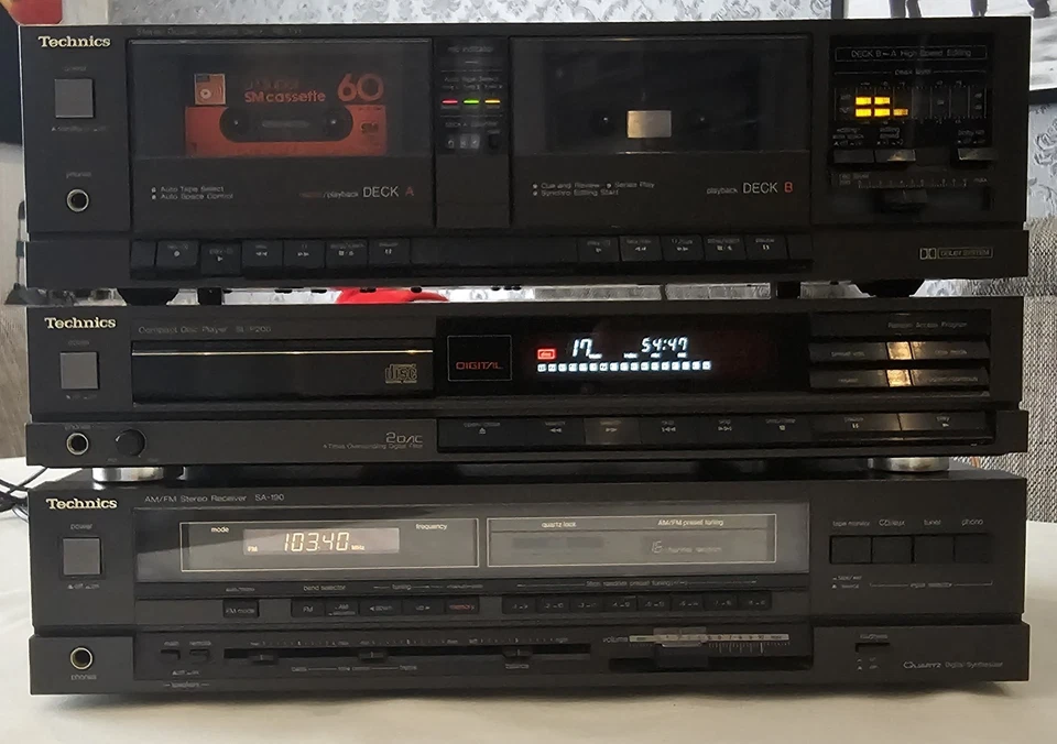 TECHNICS SA-190 / SL-P200 / RS-T11, RaRe, Sistema HiFi, Giappone, Vintage  - Immagine 2 di 4