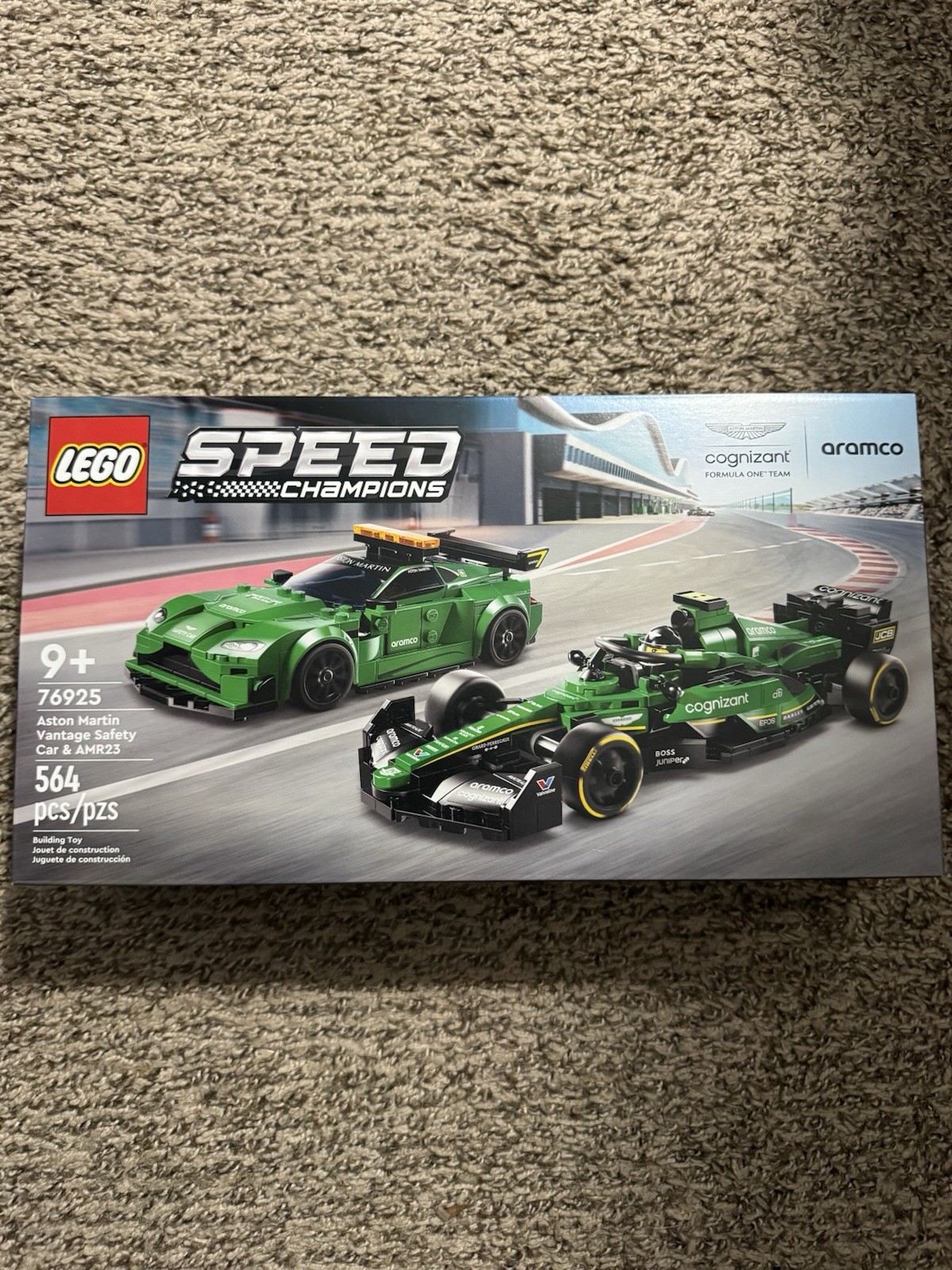 LEGO Speed Champions Aston Martin Safety Car & AMR23 (76925) New