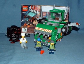 LEGO MOVIE: TRASH CHOMPER SET 70805 - LEGO - 2014 - USED