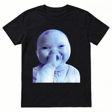 Cotton Funny AI Baby Holding Laugh Meme Viral Trend T-Shirt Casual Wear Trendy
