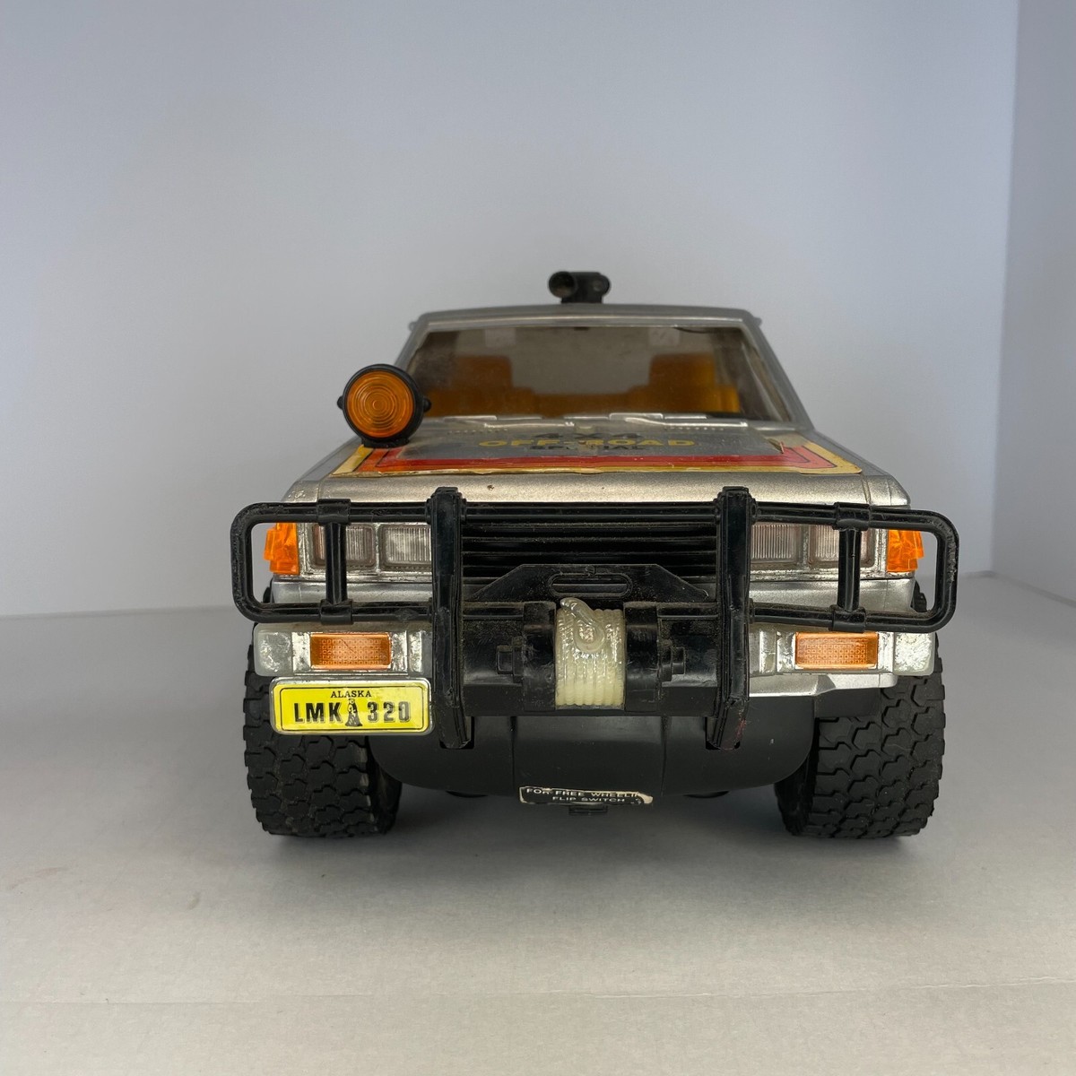 Vintage New Bright Datsun 4x4 Off Road Battery Truck NOT WORKING