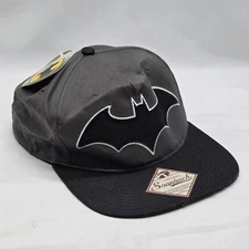 BATMAN Snapback Cap DC Comics Embroidered OSFA NEW with Defects Bioworld NWT