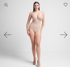 skims seamless sculpt high waist brief panty Sand Small