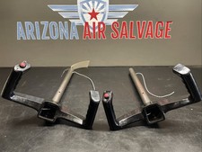 1971 Piper PA-28-140 Pilot & Co-Pilot Control Yokes W/ Push to Talk