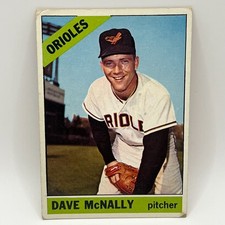 1966 Topps Dave McNally #193 BAL