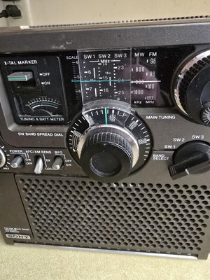 SONY FM/MW/SW 5 Band Receiver Model ICF-5900W w/Power Supply | eBay