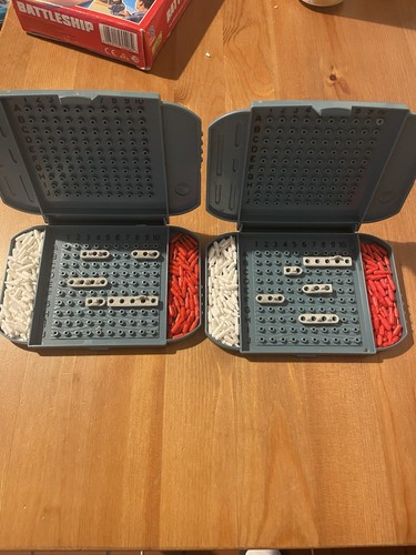 MB Games Battleship Travel game Vintage 1996 - Picture 4 of 4