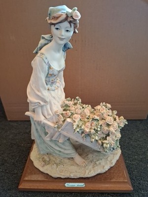 Lady with Flowercart Giuseppe Armani Sammlerfigur