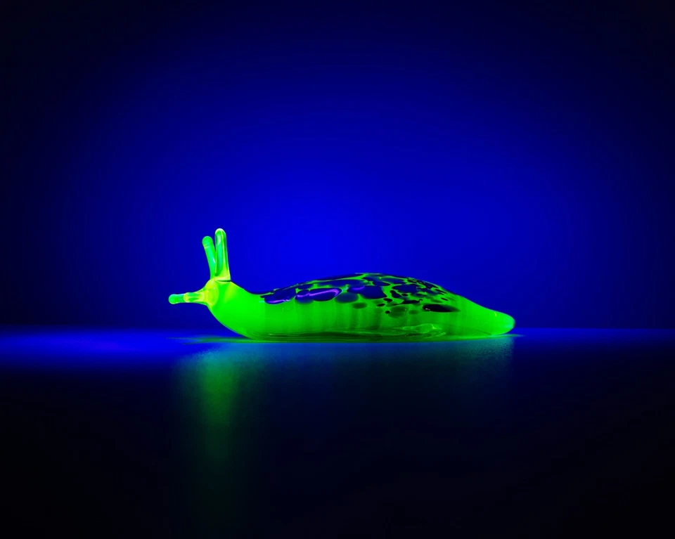 Uranium Glass Slug Figurine Glowing Vaseline Glass Animal Handmade Lampwork - Image 2 of 4