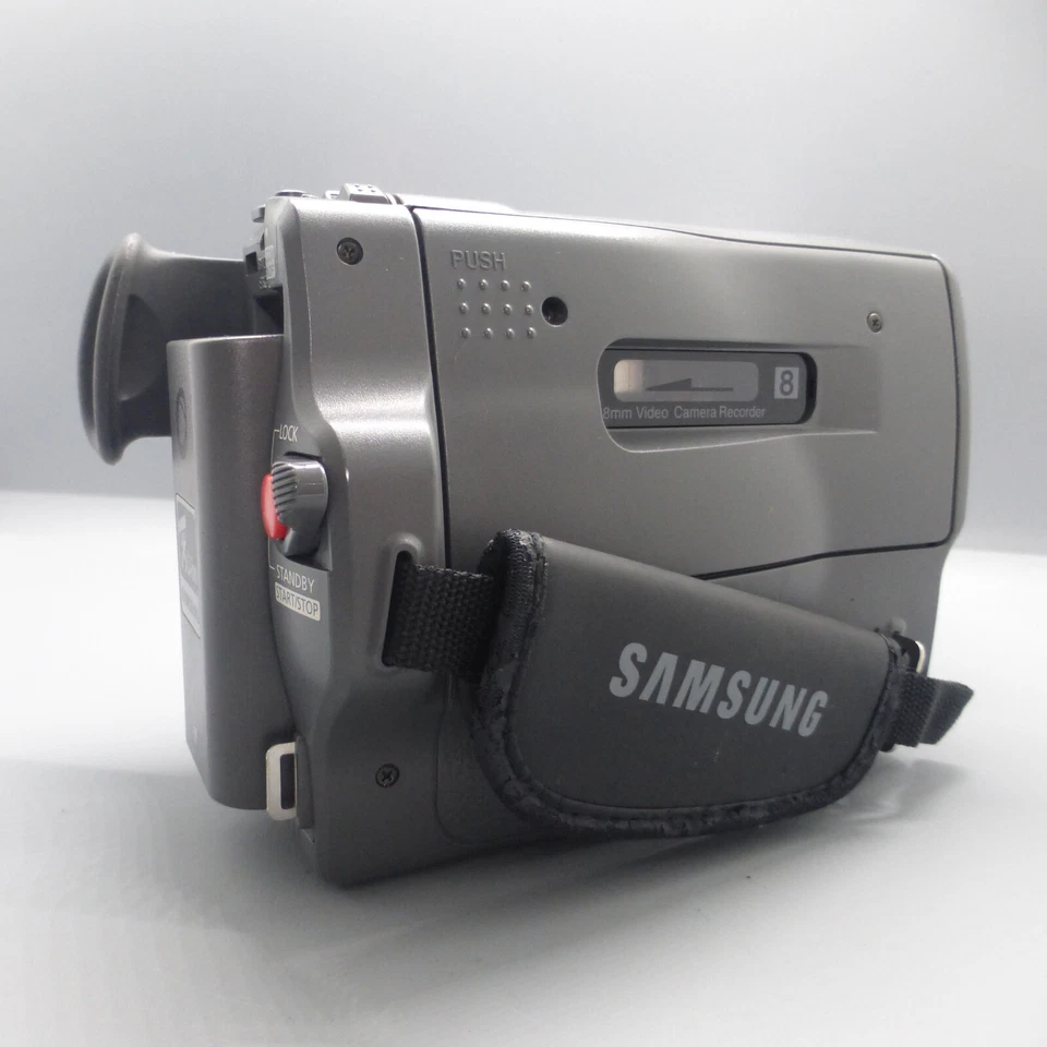 Samsung VP-M50 Handheld 8mm Cassette Camcorder Silver Tested - Image 4 of 4