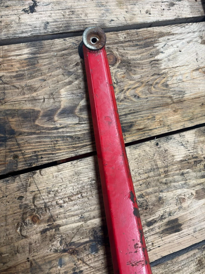 Brazo trasero izquierdo Ski-Doo Formula 500 1998 506134810 RW7381 Foto 4 de 4