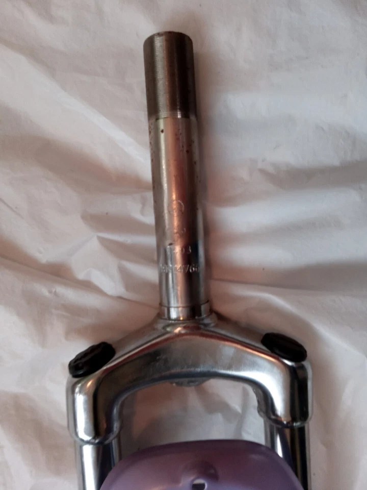 New 24" Lilac Steel BIKE SUSPENSION FORKS 1 1/8" x 155mm threaded Stem V brake - Image 3 of 4