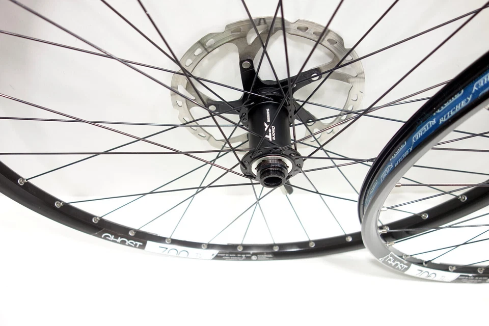 26“ Ghost 700 TL Tubeless Deore XT Laufräder 15 x 100 & 9 x 135 mm Disc - Bild 4 von 4