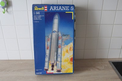 ARIANE 5 Revell 04818 Modellbausatz 1/96 + Extra